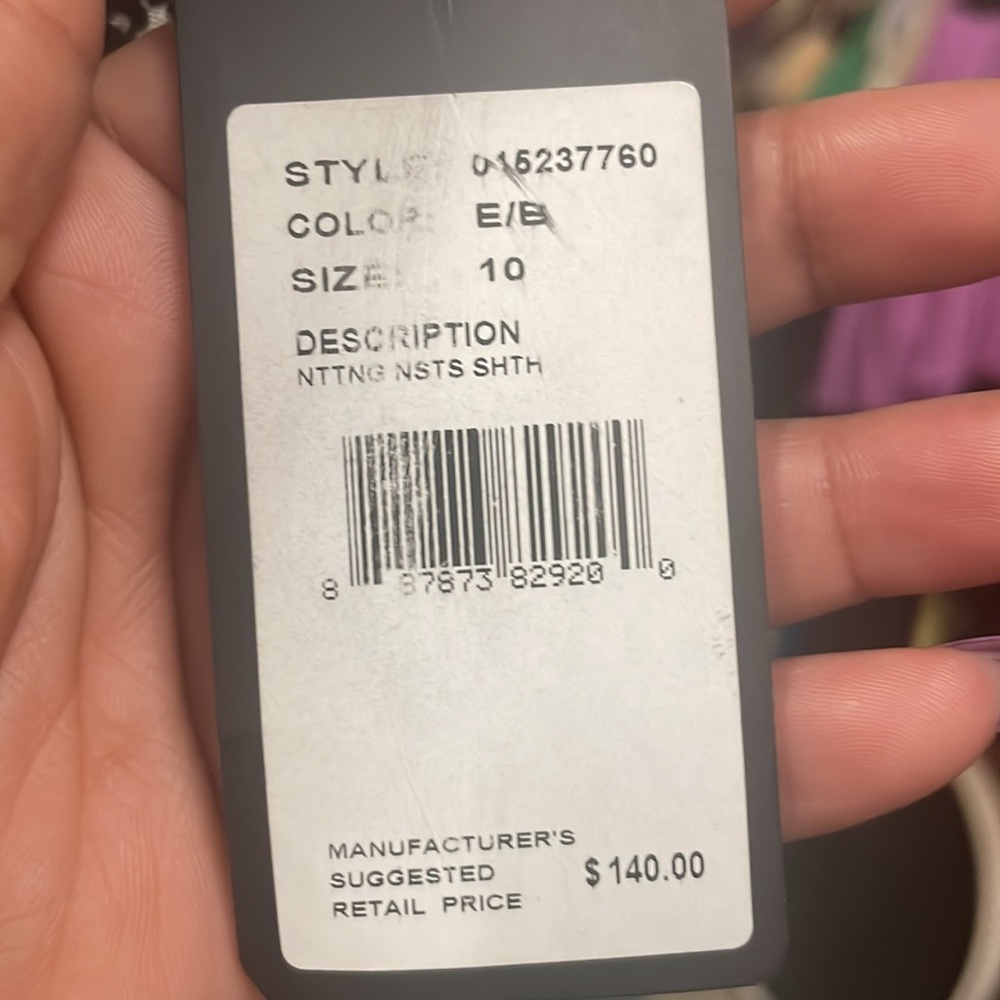 Dress never worn - Picture 4 of 4